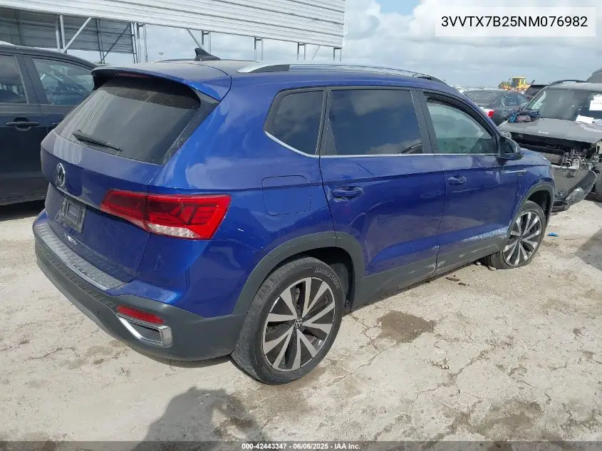2022 Volkswagen Taos 1.5T Se VIN: 3VVTX7B25NM076982 Lot: 42443347