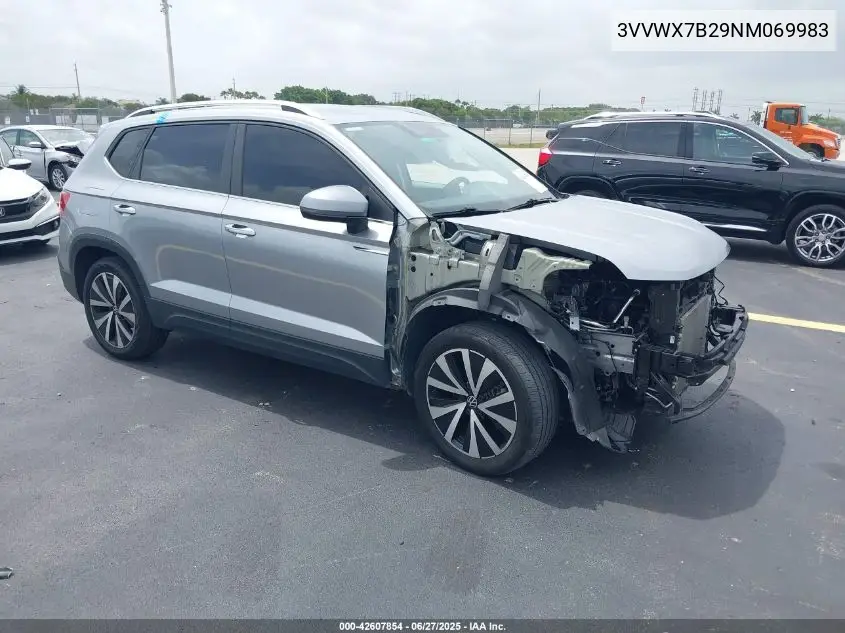 2022 Volkswagen Taos 1.5T Se VIN: 3VVWX7B29NM069983 Lot: 42607854