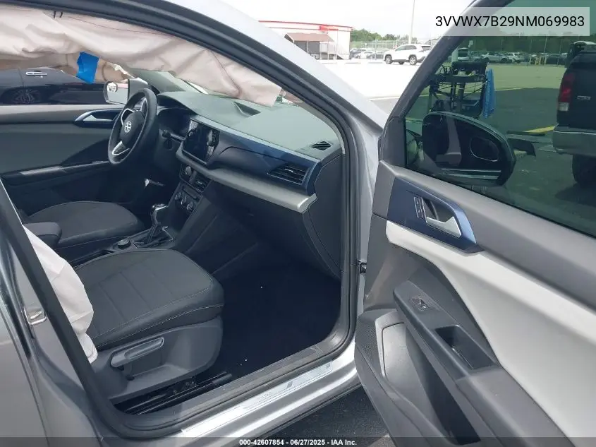 2022 Volkswagen Taos 1.5T Se VIN: 3VVWX7B29NM069983 Lot: 42607854