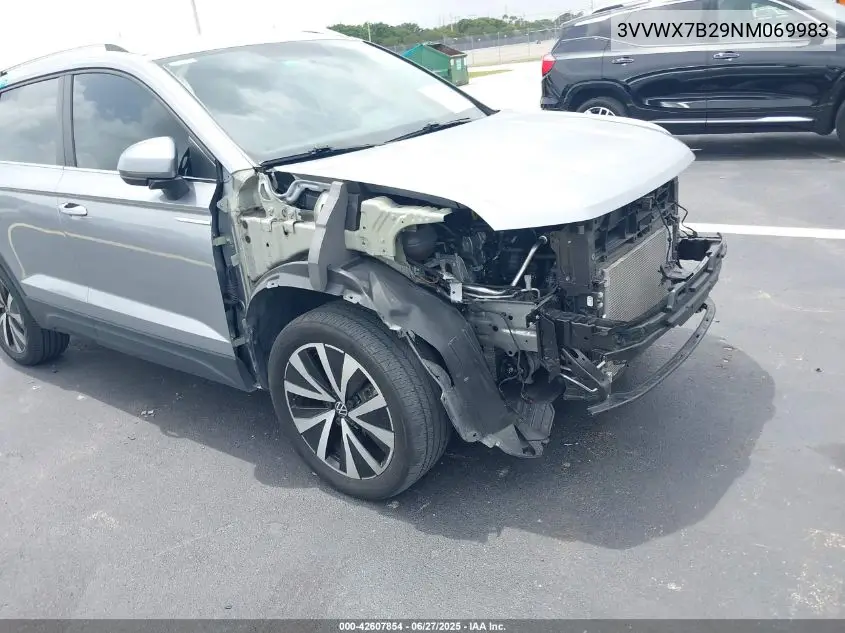 2022 Volkswagen Taos 1.5T Se VIN: 3VVWX7B29NM069983 Lot: 42607854