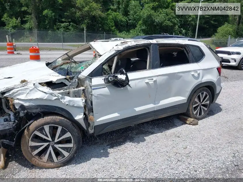 2022 Volkswagen Taos 1.5T Se VIN: 3VVWX7B2XNM042842 Lot: 42634505