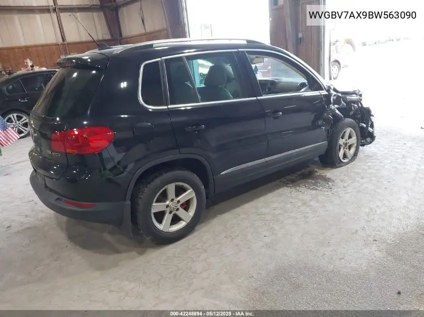2011 Volkswagen Tiguan Sel VIN: WVGBV7AX9BW563090 Lot: 42248894