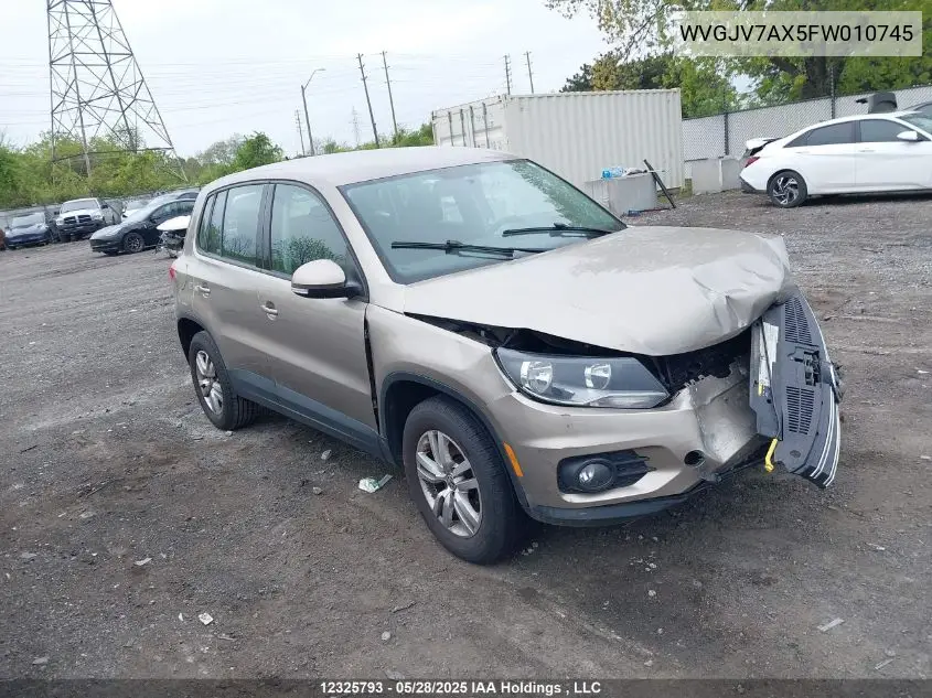2015 Volkswagen Tiguan S/Se/Sel/R-Line VIN: WVGJV7AX5FW010745 Lot: 12325793