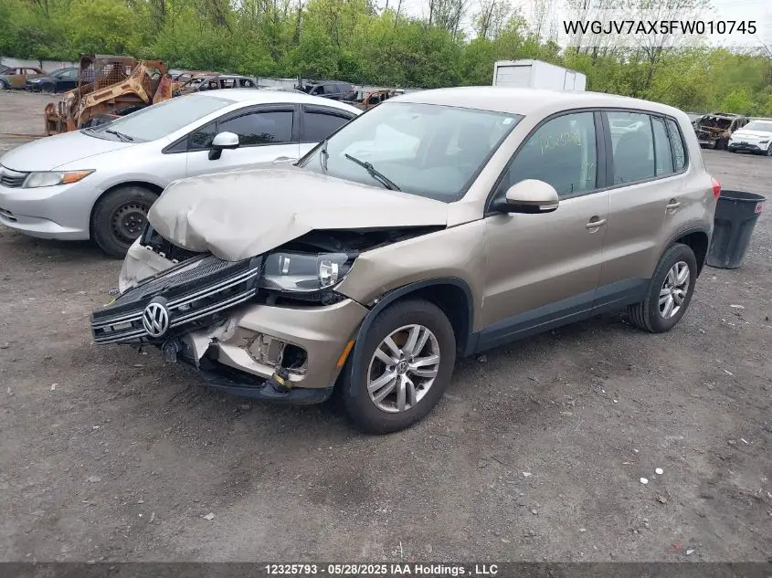 2015 Volkswagen Tiguan S/Se/Sel/R-Line VIN: WVGJV7AX5FW010745 Lot: 12325793