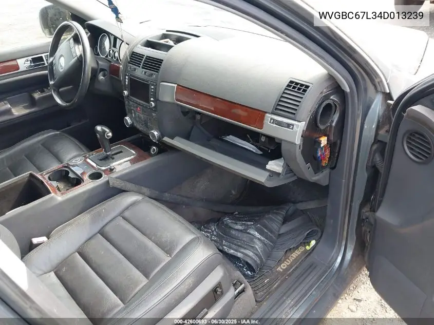 2004 Volkswagen Touareg V6 VIN: WVGBC67L34D013239 Lot: 42600693