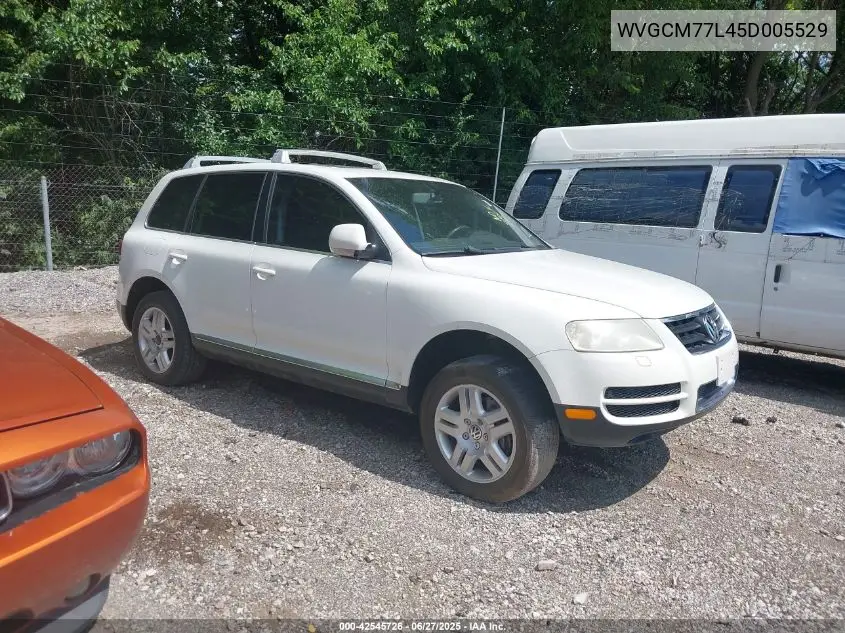 2005 Volkswagen Touareg V8 VIN: WVGCM77L45D005529 Lot: 42545726