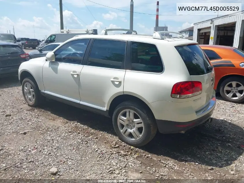 2005 Volkswagen Touareg V8 VIN: WVGCM77L45D005529 Lot: 42545726