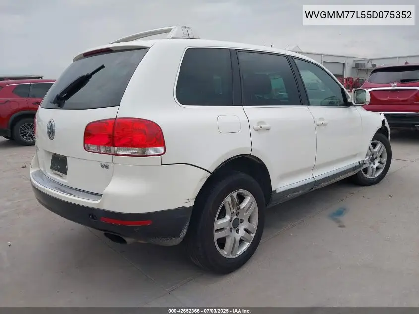 2005 Volkswagen Touareg V8 VIN: WVGMM77L55D075352 Lot: 42652366