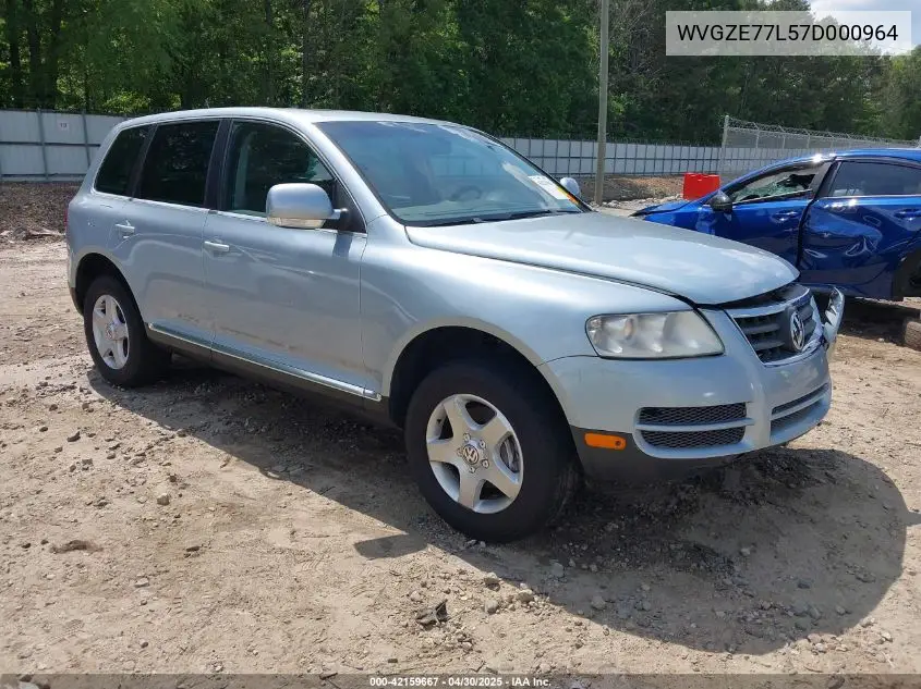 2007 Volkswagen Touareg V6 VIN: WVGZE77L57D000964 Lot: 42159667