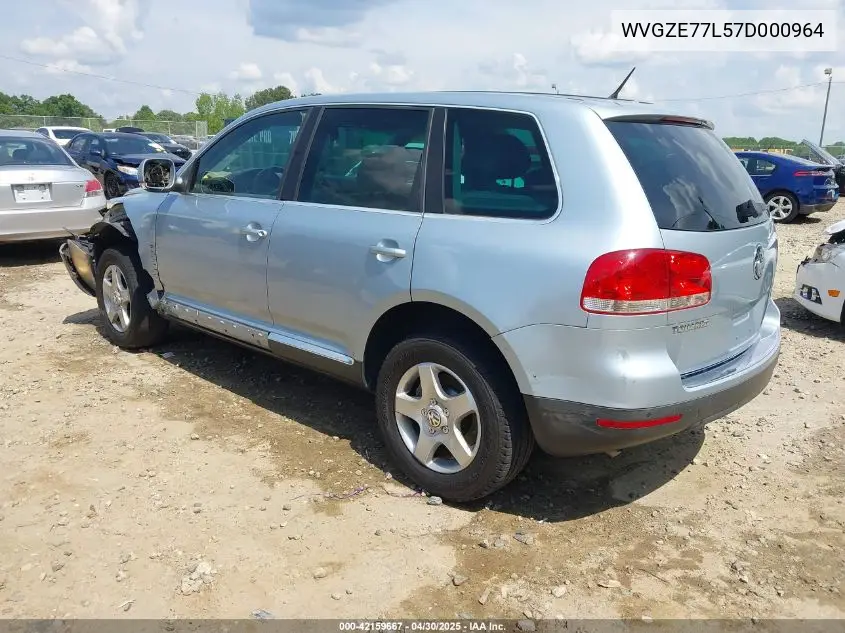 2007 Volkswagen Touareg V6 VIN: WVGZE77L57D000964 Lot: 42159667