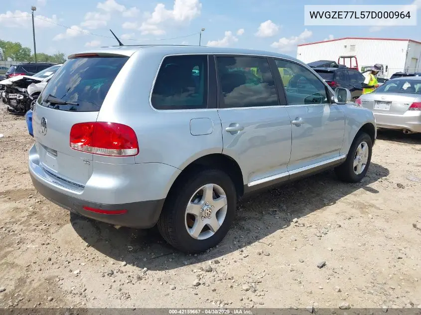2007 Volkswagen Touareg V6 VIN: WVGZE77L57D000964 Lot: 42159667