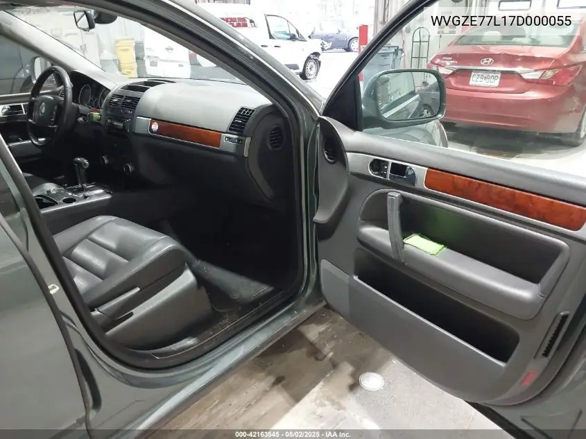 2007 Volkswagen Touareg V6 VIN: WVGZE77L17D000055 Lot: 42163545