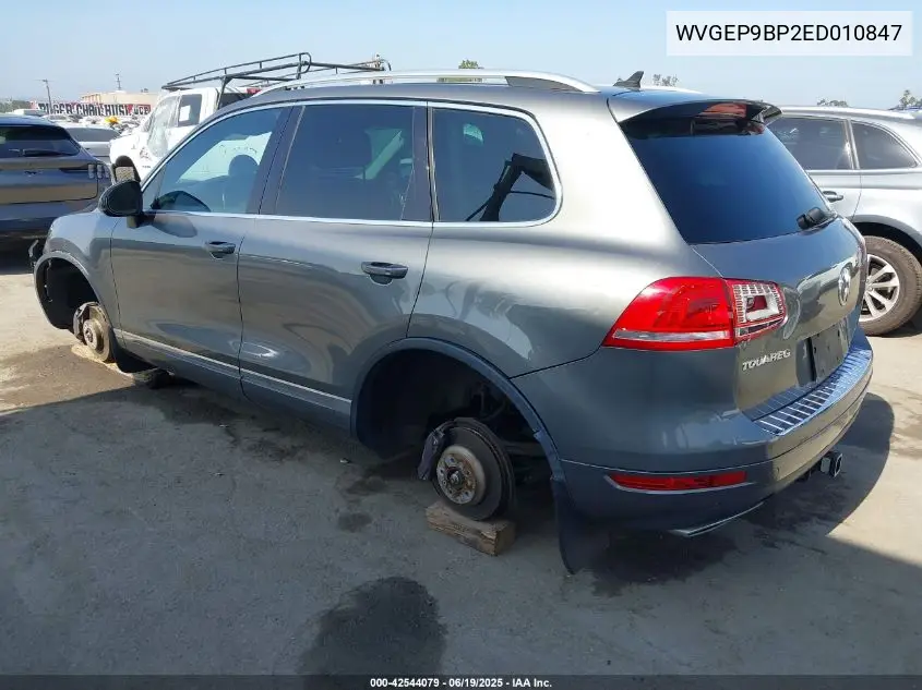 2014 Volkswagen Touareg Tdi Executive VIN: WVGEP9BP2ED010847 Lot: 42544079