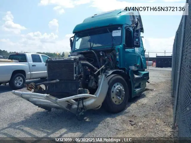 2005 Volvo Vn L VIN: 4V4NC9TH65N372136 Lot: 12323059