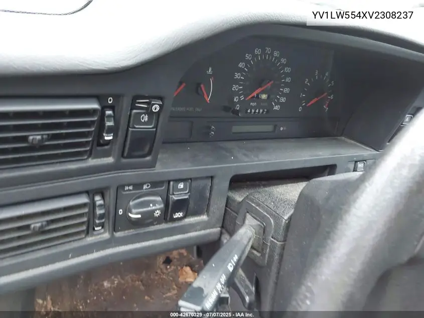 1997 Volvo 850 VIN: YV1LW554XV2308237 Lot: 42670329