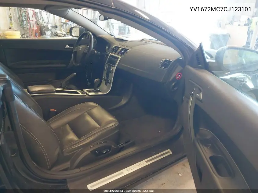 2012 Volvo C70 T5 VIN: YV1672MC7CJ123101 Lot: 42226954