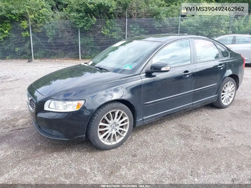 2009 Volvo S40 2.4I VIN: YV1MS390492462962 Lot: 42378286