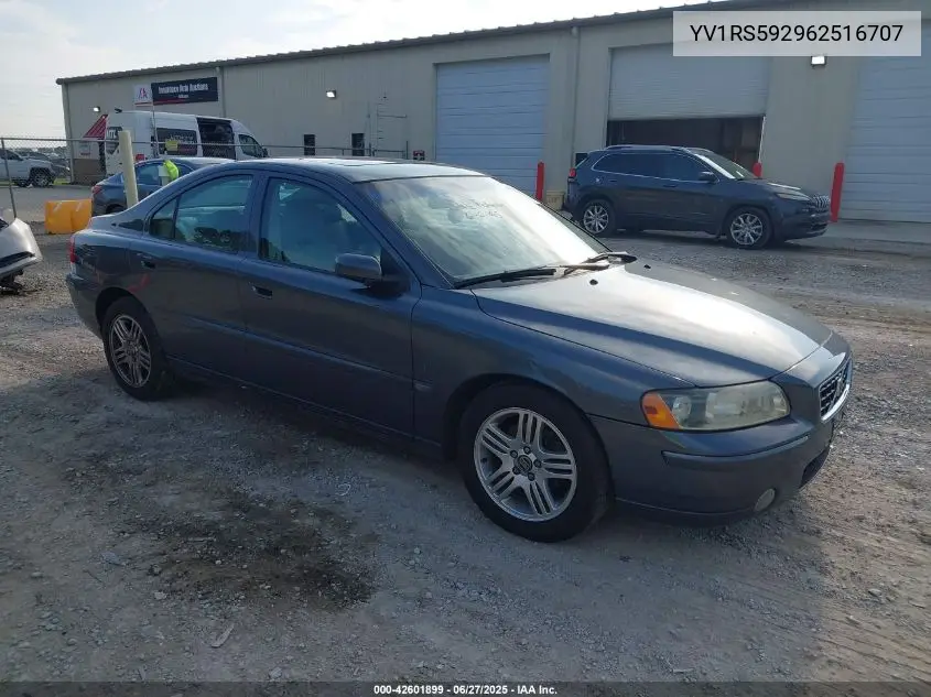 2006 Volvo S60 2.5T VIN: YV1RS592962516707 Lot: 42601899