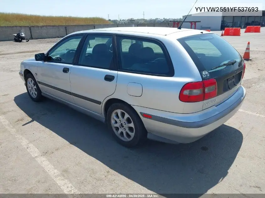 2000 Volvo V40 A/As VIN: YV1VW2551YF537693 Lot: 42148590