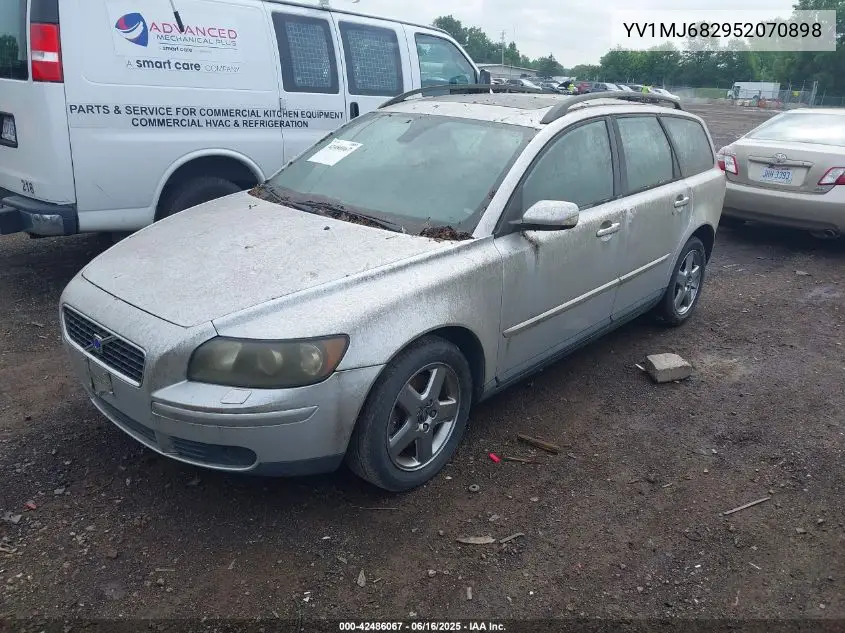 2005 Volvo V50 T5 VIN: YV1MJ682952070898 Lot: 42486067