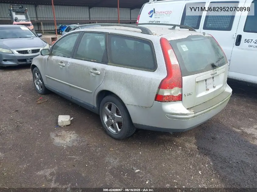 2005 Volvo V50 T5 VIN: YV1MJ682952070898 Lot: 42486067