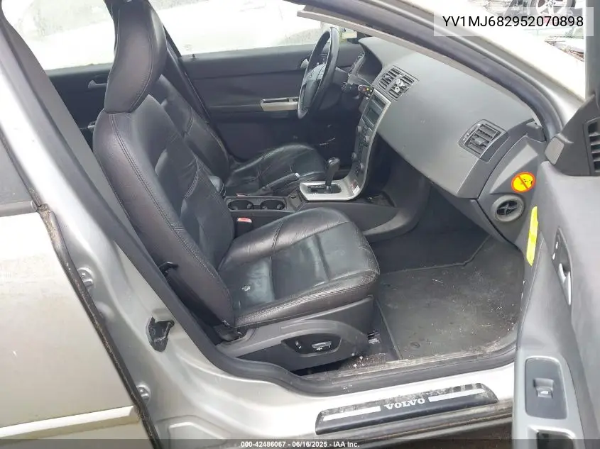 2005 Volvo V50 T5 VIN: YV1MJ682952070898 Lot: 42486067