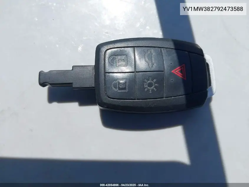 2009 Volvo V50 2.4I VIN: YV1MW382792473588 Lot: 42054866
