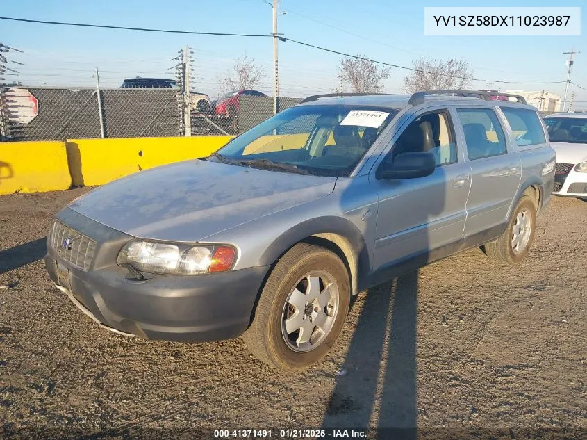 2001 Volvo V70 Xc VIN: YV1SZ58DX11023987 Lot: 41371491