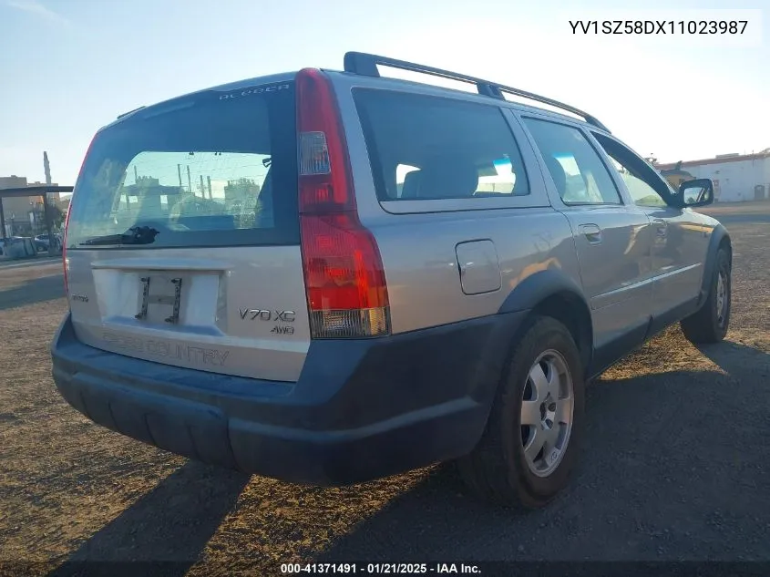2001 Volvo V70 Xc VIN: YV1SZ58DX11023987 Lot: 41371491