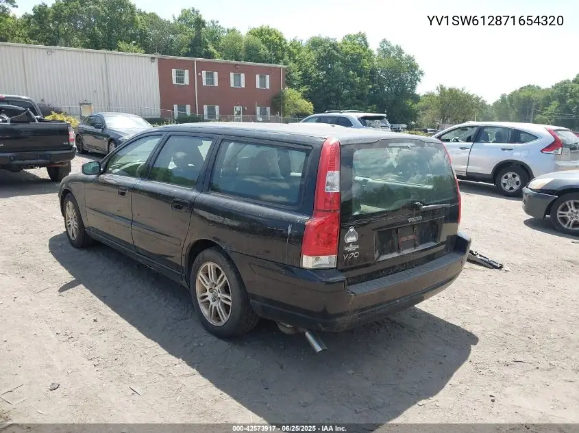 2007 Volvo V70 2.4 VIN: YV1SW612871654320 Lot: 42573917