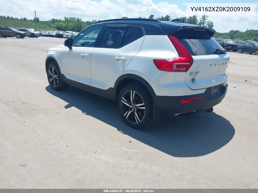 2019 Volvo Xc40 T5 Momentum/T5 R-Design VIN: YV4162XZ0K2009109 Lot: 42554127