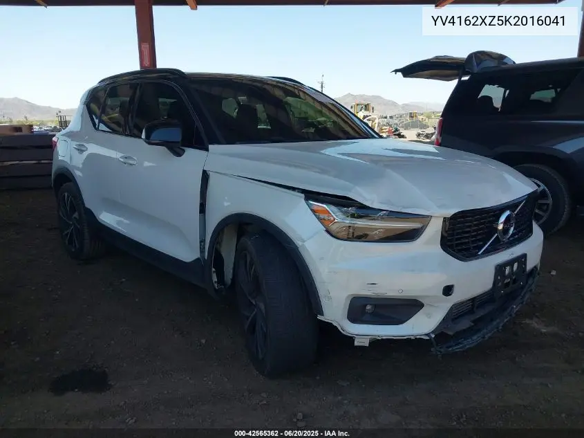 2019 Volvo Xc40 T5 Momentum/T5 R-Design VIN: YV4162XZ5K2016041 Lot: 42565362