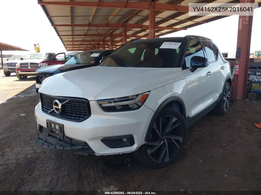 2019 Volvo Xc40 T5 Momentum/T5 R-Design VIN: YV4162XZ5K2016041 Lot: 42565362