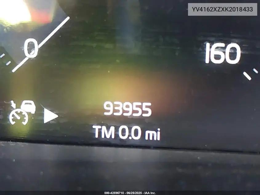2019 Volvo Xc40 T5 Momentum/T5 R-Design VIN: YV4162XZXK2018433 Lot: 42596710