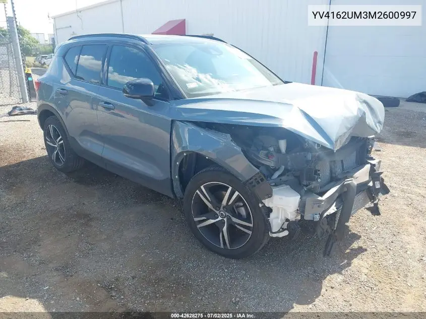 2021 Volvo Xc40 T5 R-Design VIN: YV4162UM3M2600997 Lot: 42628275