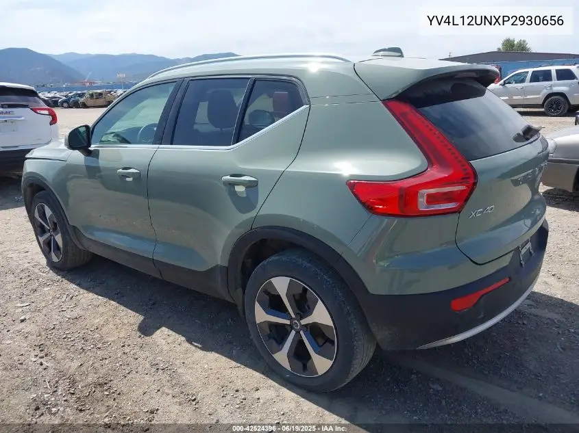 2023 Volvo Xc40 B5 Plus Bright Theme VIN: YV4L12UNXP2930656 Lot: 42524396