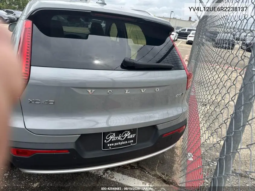 2024 Volvo Xc40 B5 Plus Bright Theme VIN: YV4L12UE6R2238137 Lot: 42549683