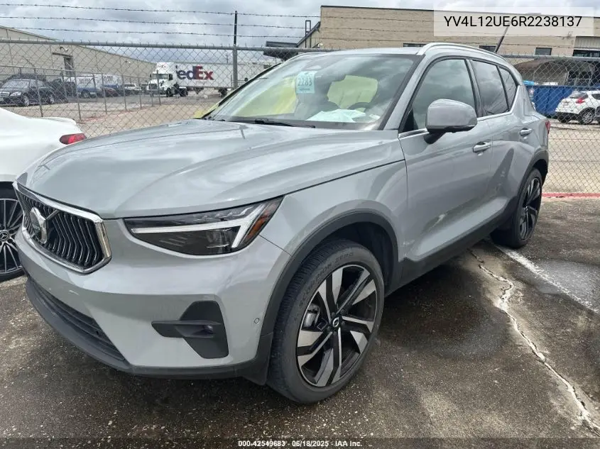 2024 Volvo Xc40 B5 Plus Bright Theme VIN: YV4L12UE6R2238137 Lot: 42549683