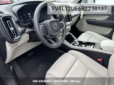 2024 Volvo Xc40 B5 Plus Bright Theme VIN: YV4L12UE6R2238137 Lot: 42549683