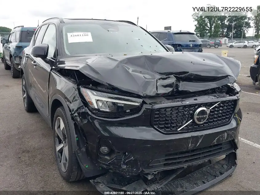 2024 Volvo Xc40 B5 Plus Dark Theme VIN: YV4L12UL7R2229655 Lot: 42601180