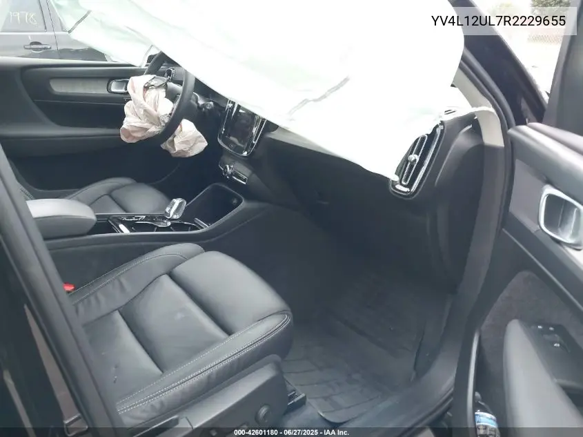 2024 Volvo Xc40 B5 Plus Dark Theme VIN: YV4L12UL7R2229655 Lot: 42601180