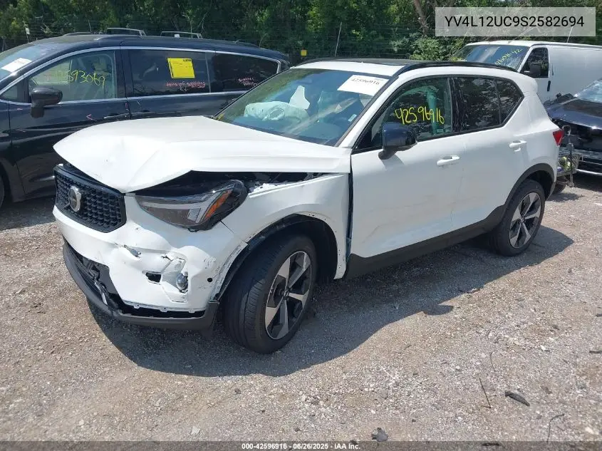 2025 Volvo Xc40 B5 Plus Dark Theme VIN: YV4L12UC9S2582694 Lot: 42596916