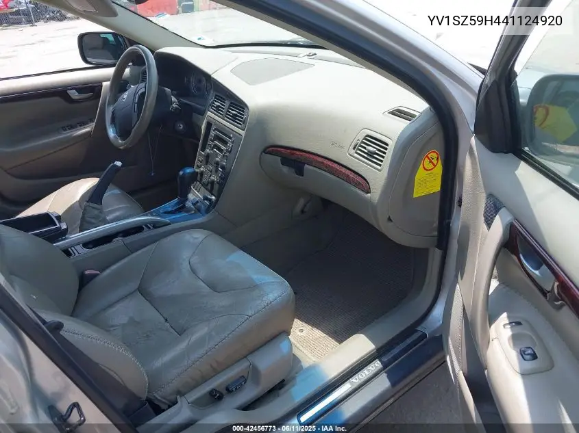 2004 Volvo Xc70 2.5T VIN: YV1SZ59H441124920 Lot: 42456773