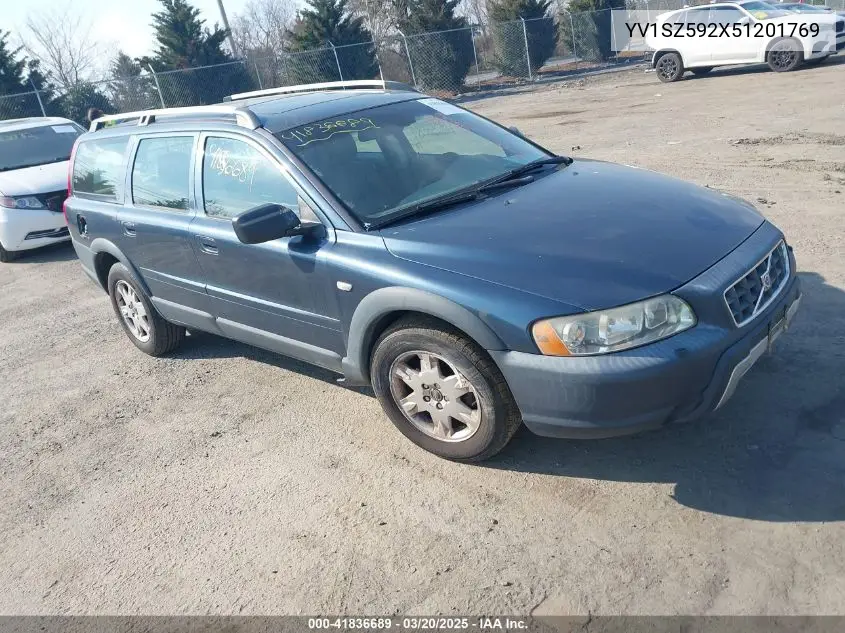 2005 Volvo Xc70 2.5T Awd VIN: YV1SZ592X51201769 Lot: 41836689