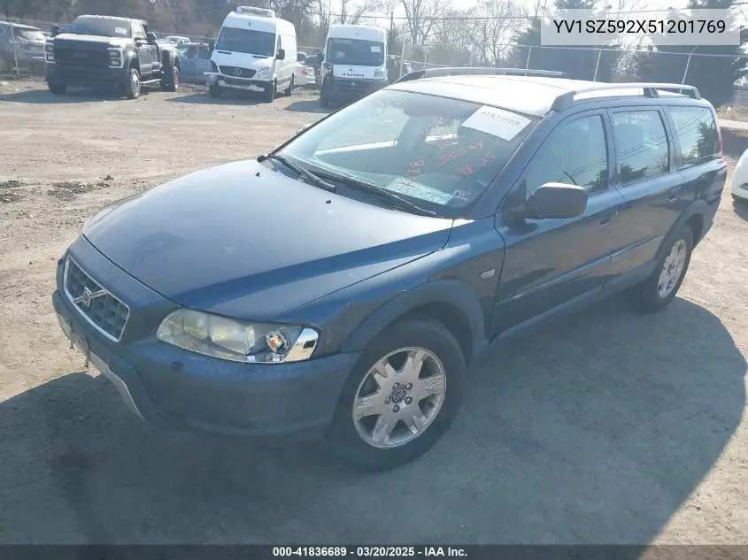 2005 Volvo Xc70 2.5T Awd VIN: YV1SZ592X51201769 Lot: 41836689