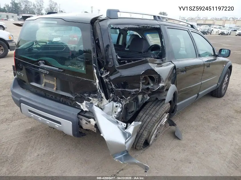 2005 Volvo Xc70 2.5T Awd VIN: YV1SZ592451197220 Lot: 42085477