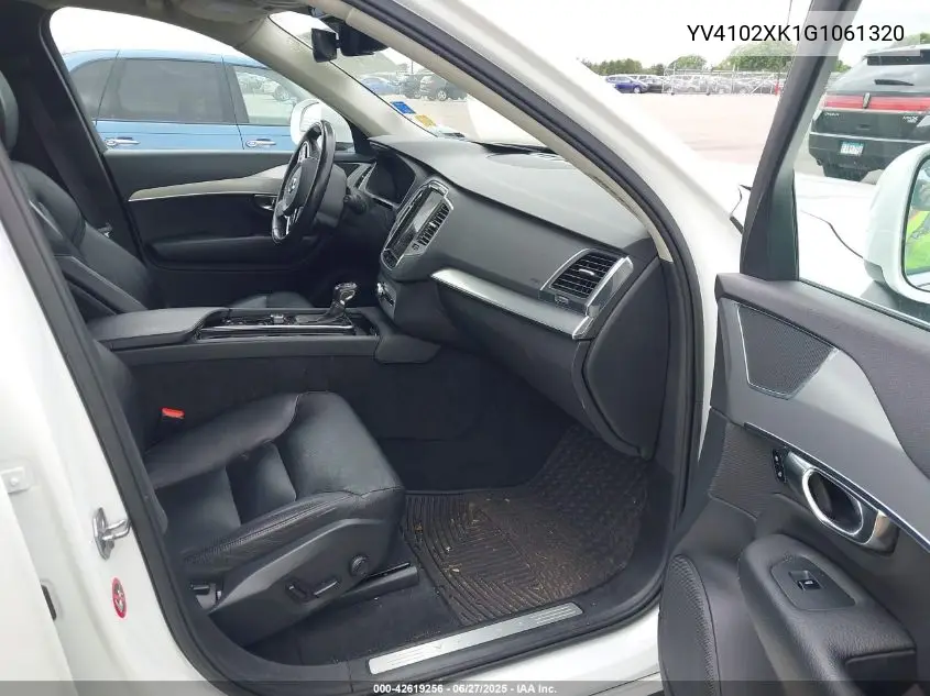 2016 Volvo Xc90 T5 Momentum VIN: YV4102XK1G1061320 Lot: 42619256